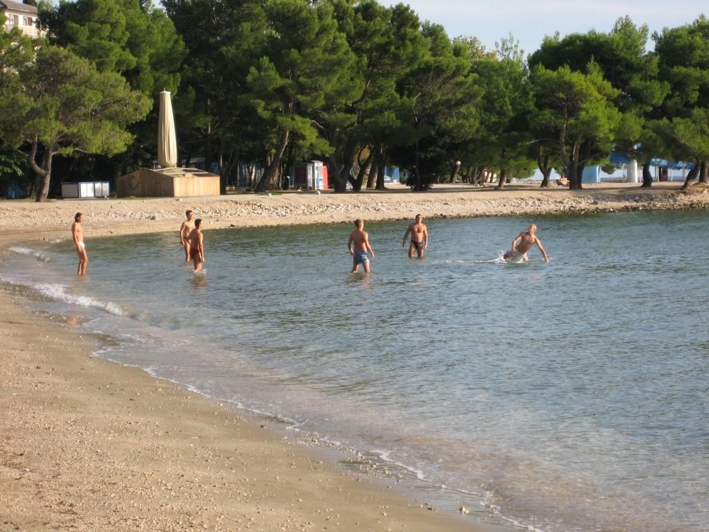 Picigin at Bacvice beach in Split