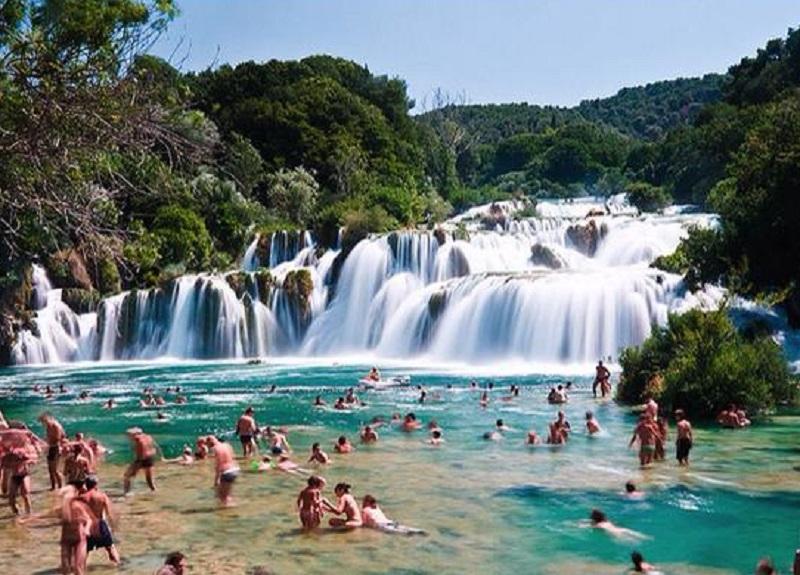 9 reasons why visiting Croatia should be at the top of your bucket list